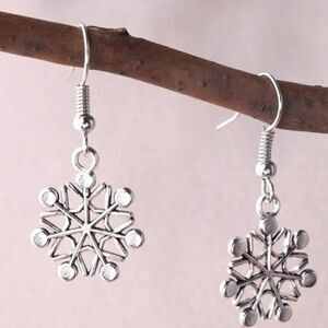 Snowflake earrings